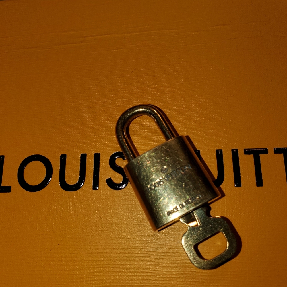Authentic Louis Vuitton Lock and Key - Picture 4 of 6